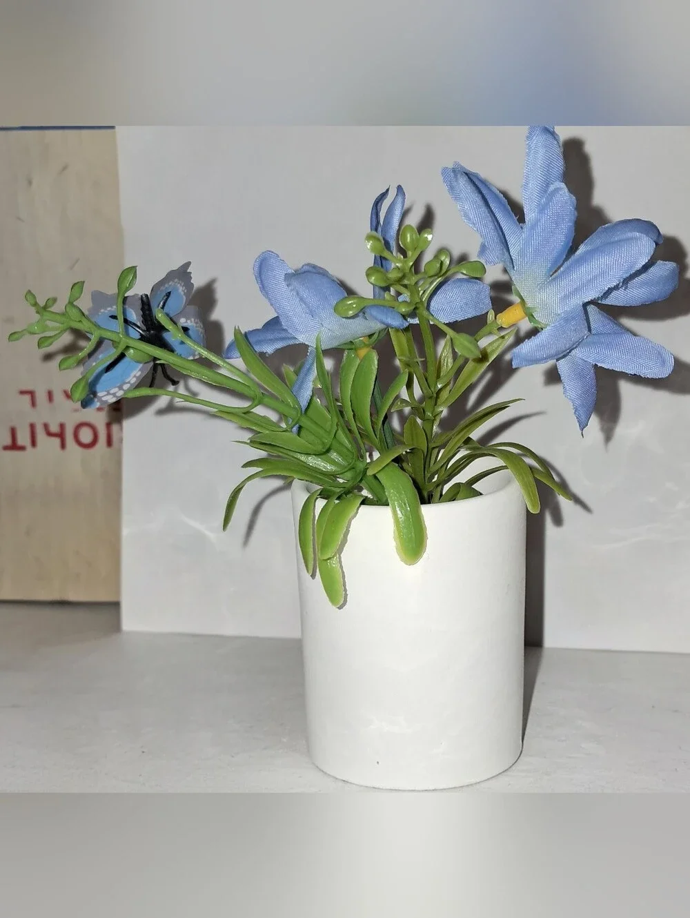 FREE with PURCHASE FAUX (FLORAL) ARRANGEMENT